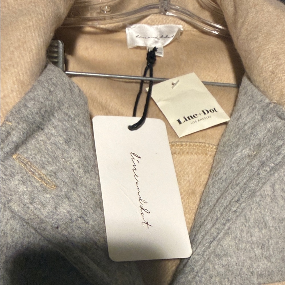 Line & Dot Two-Tone Utility Jacket - Picture 3 of 3